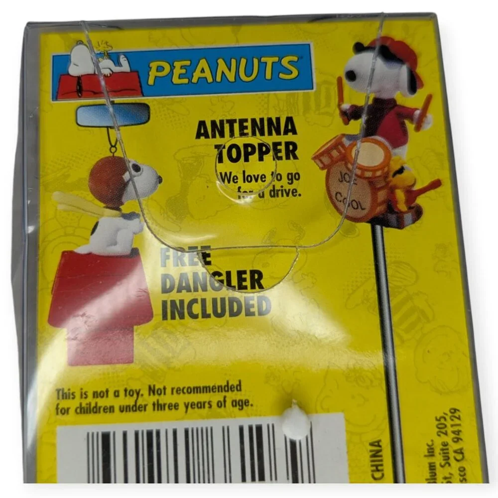 NIB Peanuts Charlie Brown Throwing Baseball Computer Topper